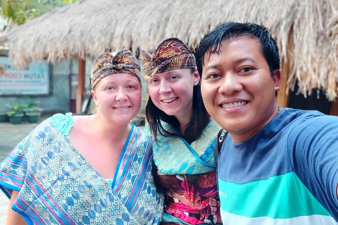 Lombok Private Tour Waterfall And Traditional Village Including Beach - Meeting and Pickup