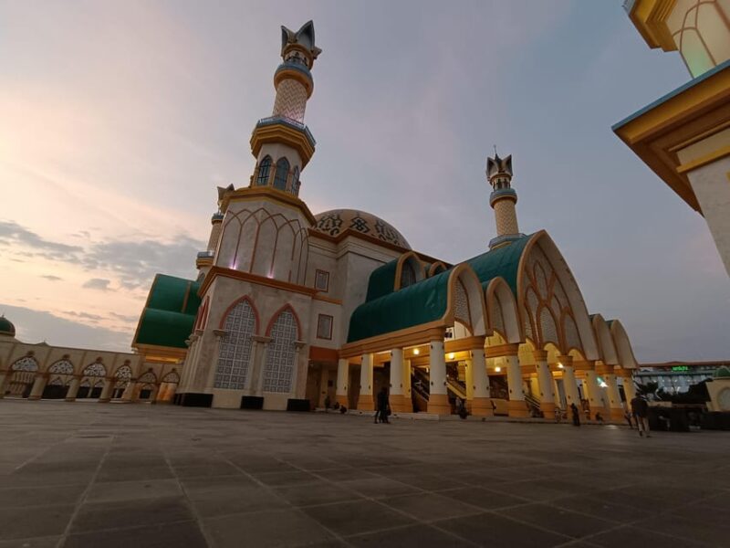 Lombok: Rafting and City Tour - Exclusions