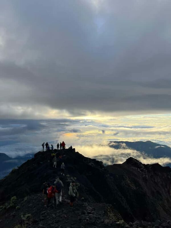 Lombok: Rinjani 2-Day Summit Trek & Amazing Views - Key Points