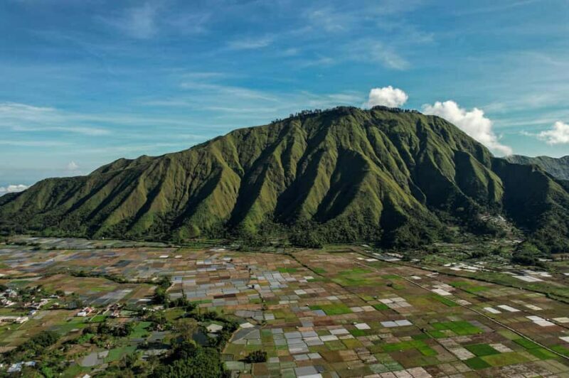 Lombok Spectacular: Waterfalls, Selong Hill & Pusuk Sembalun - Panoramic Views from Selong Hill