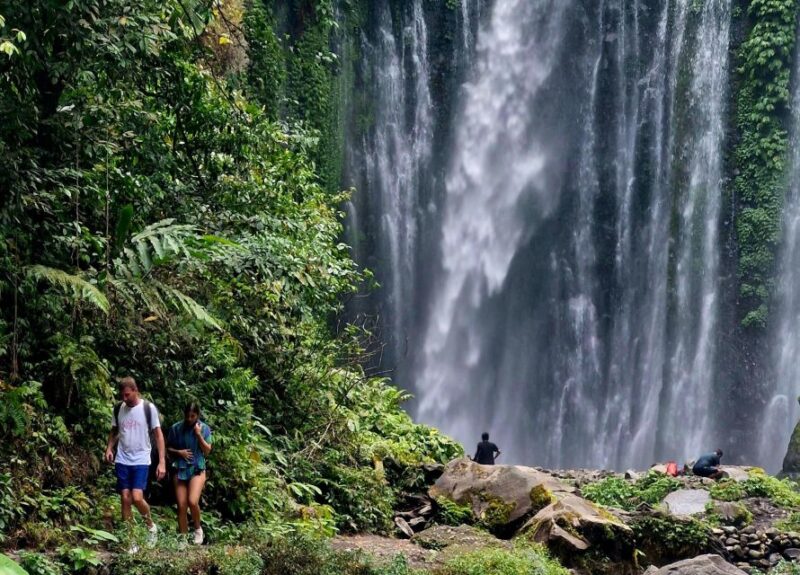 Lombok Tour Packages 6 Days 5 Nights - Rice Terrace Tour & Waterfall