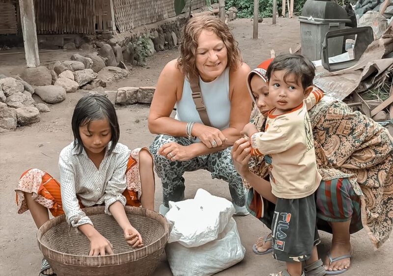 Lombok Tour: Traditional Villages, Culture & Waterfalls - Transportation and Amenities