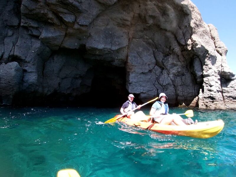Lomo Quiebre: Mogan Kayaking and Snorkeling Tour in Caves - Tour Distance and Stops