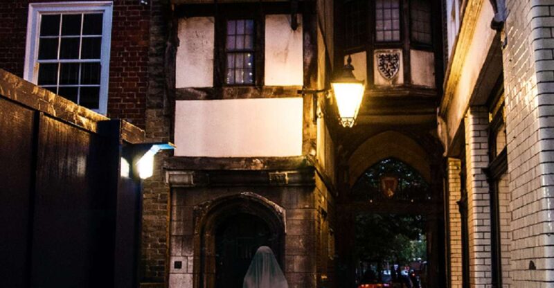 London: 2-Hour Farringdon Paranormal Activity Tour - Supernatural Encounters