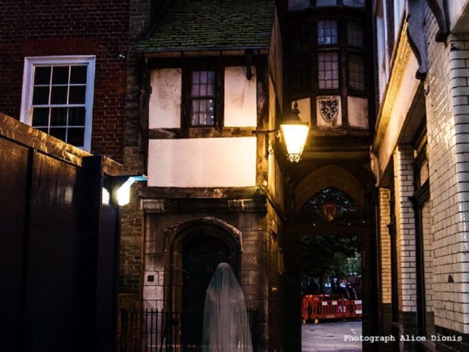 London: 2-Hour Farringdon Paranormal Activity Tour - Investigation Techniques