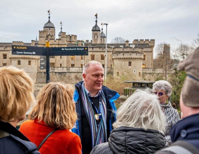 London: 2000 Years of Londons History Walking Tour - Starting Location