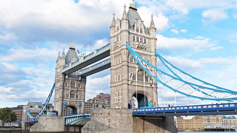 London Audio Guide - Travelmate App for Your Smartphone - Key Features