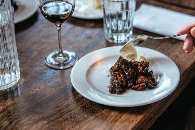 London: Borough Market and Southwark Food Walking Tour - Accessibility Information