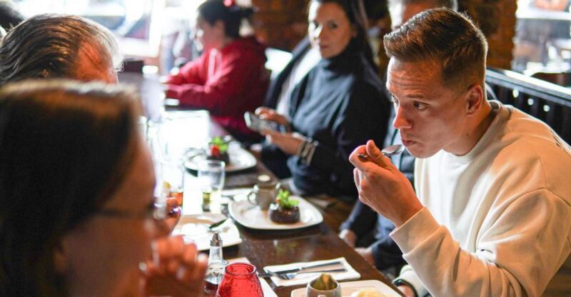 London: Borough Market Foodie Walking Tour With Tastings - Tour Highlights