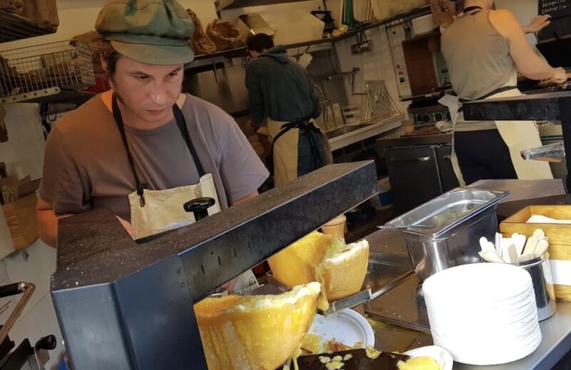 London: Borough Market Self-Guided Food Tour - Audio Guide Languages