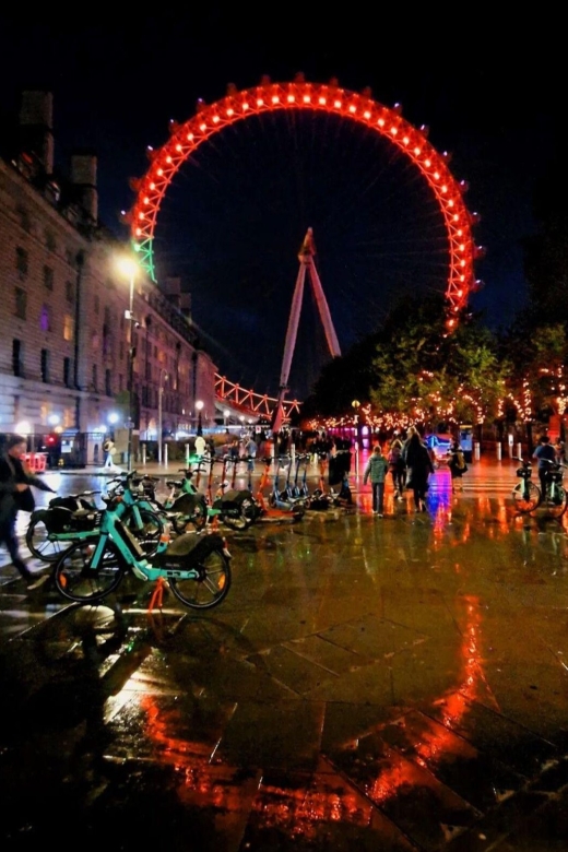 London Bridges Night Time Light Private Tour - Nighttime Ambiance of the Thames