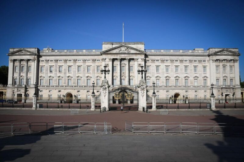 London: Buckingham Palace & Big Ben & Abbey Private Tour - Booking and Cancellation