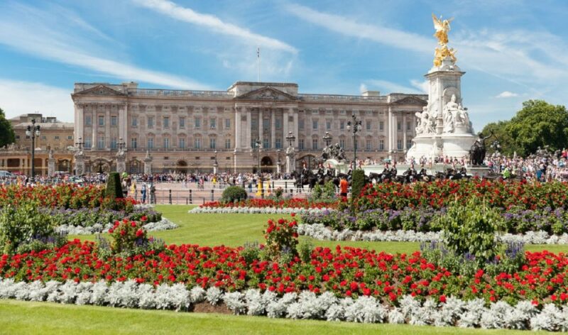 London: Buckingham Palace Entry Ticket & Royal Walking Tour - Important Information
