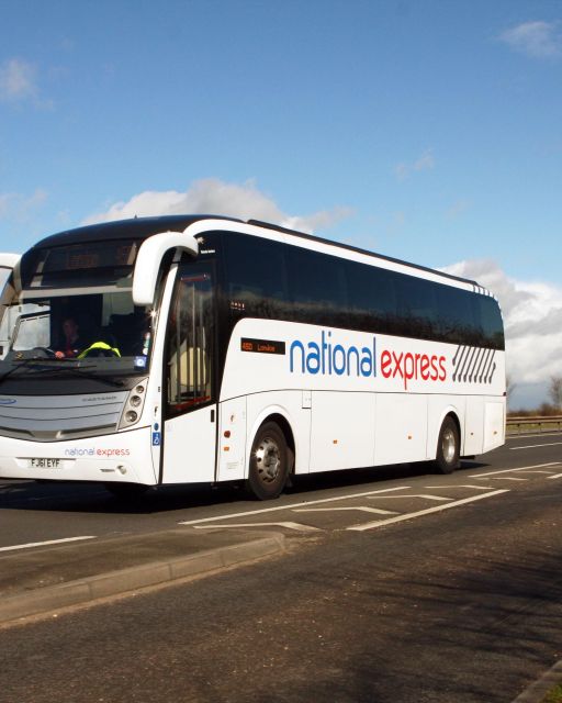 London: Bus Transfer Between Heathrow & Luton Airports - Duration and Schedule