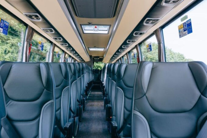 London: Bus Transfer Between Heathrow & Luton Airports - Additional Information