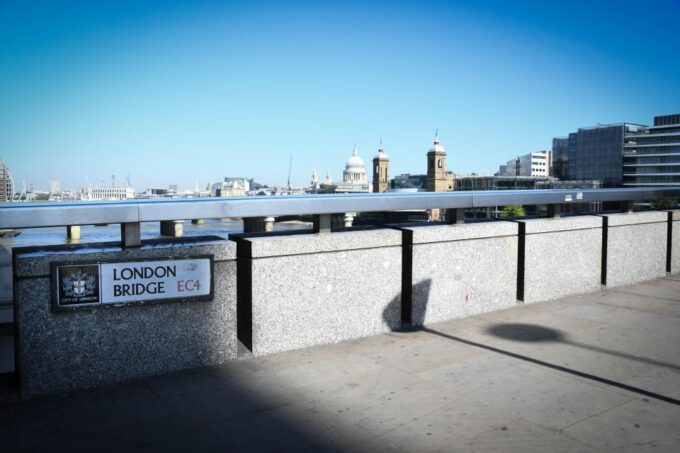 London: Castles & Bridges Southbank Walking Tour - Encountering Tower Bridge