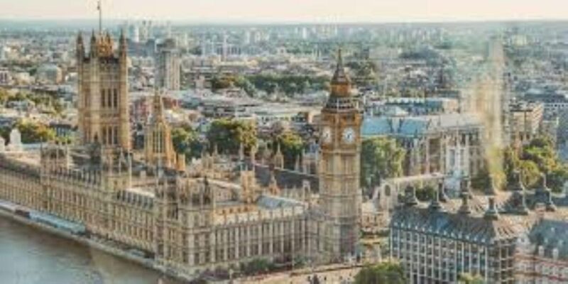 London: Chauffeur Driven Tour - Half Day Self Guided - Visit to Palace of Westminster