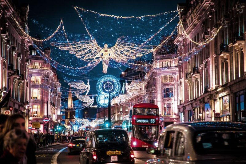 London Christmas Lights Tour by Vintage Bus Open Top - Tour Overview