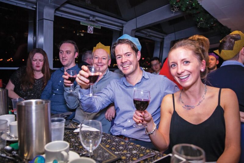 London: Christmas Party Dinner Cruise - Dress Code and Seating