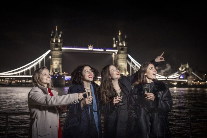 London: Christmas Party Dinner Cruise - Embarkation and Route