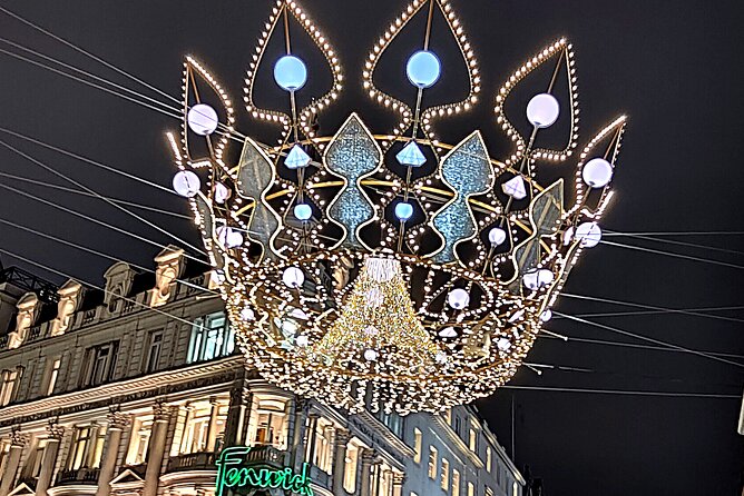 London Christmas Sparkle Private Walking Tour - Iconic Christmas Lights