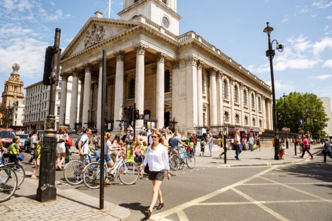 London: Classic Gold 3.5-Hour Bike Tour - Private Tours and Rentals