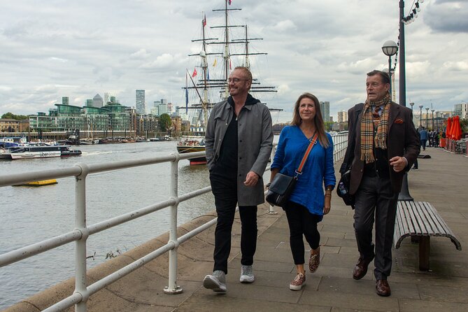 London Day Tour With a Local Guide: Private & Tailored to Your Interests - Exploring City Highlights