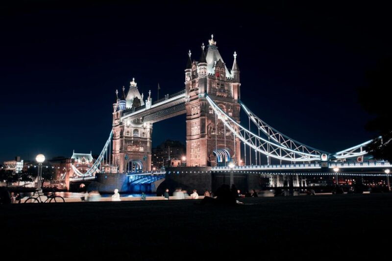 London : Digital Audio Guide for Tower Bridge - Connect With Londons Iconic Soul