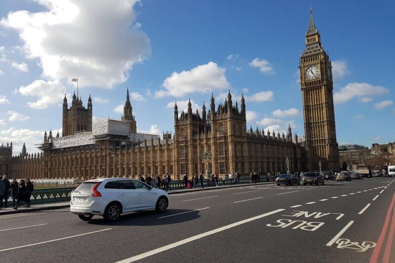 London: Digital Audio Guides for Big Ben and Tower Bridge - Multilingual Audio Accessibility