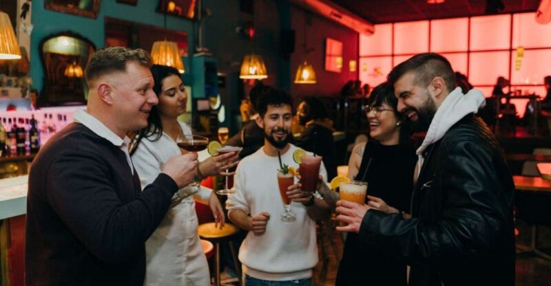 London: Drunken History Walking Tour With Included Drinks - Meeting Point and Host Details