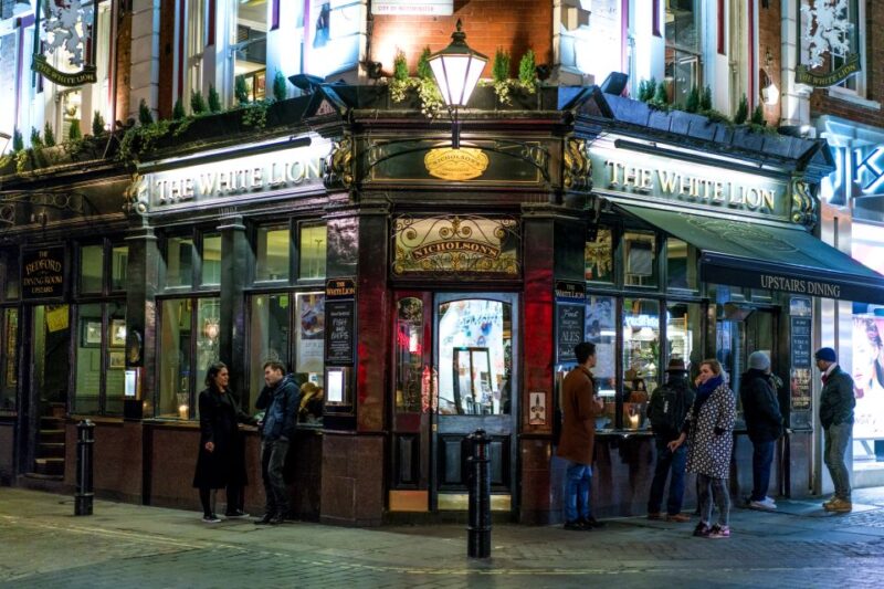 London: East End British Food & Drinks Private Walking Tour - Explore Shoreditch and Brick Lane