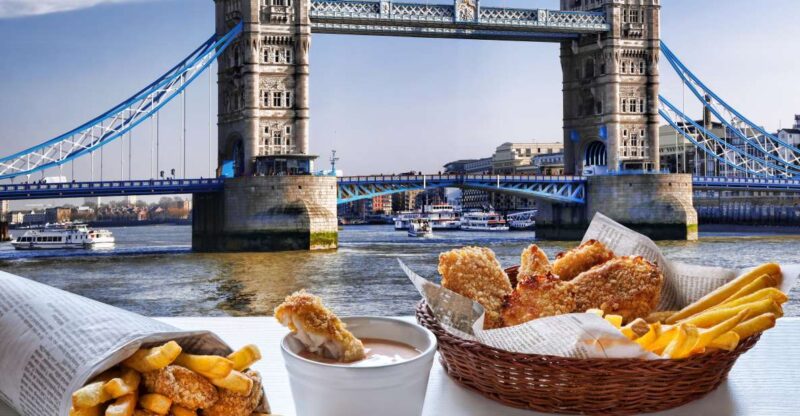 London: English Food Tasting & Private City Sightseeing Tour - Full-Course Meal and Dessert