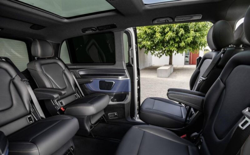 London: Executive Transfers and Chauffeur Services - Hourly and Day Hire Options