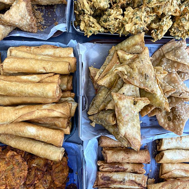 London: Exotic East End Food Tour at Sunday Markets - Celebrate Multicultural Heritage
