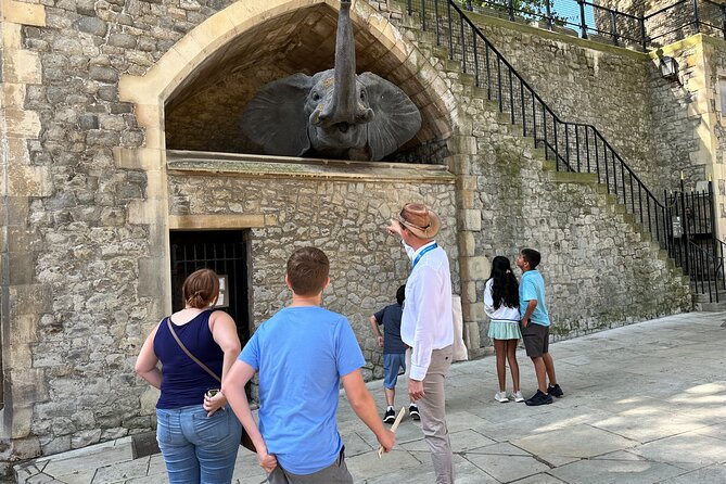 London for Kids Full Day With Westminster Abbey & Tower of London - Discovering the Tower of London