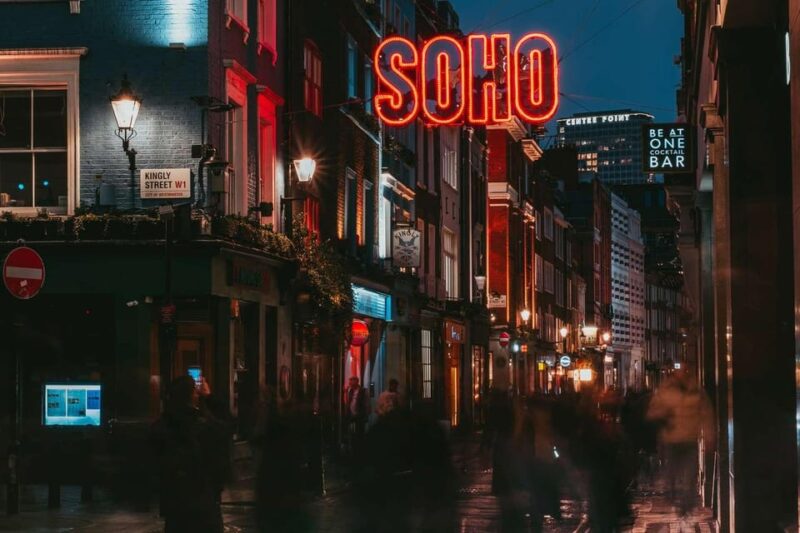 London: Free Audioguides in 10 Different Languages! - Tour Features
