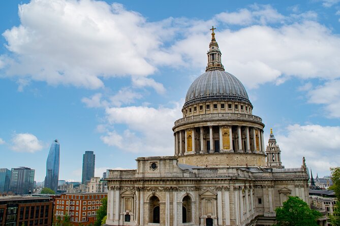 London Fully Tailored Private Tour: Half-Day With Local Guide - Experience With Local Guide