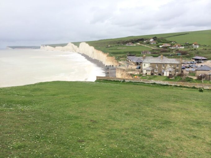 London: Guided Day Trip to Brighton and Seven Sisters - Private Group Experience