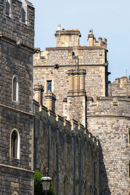 London: Guided or Self Guided Tour of Windsor & Castle - Boat Trip Along Thames