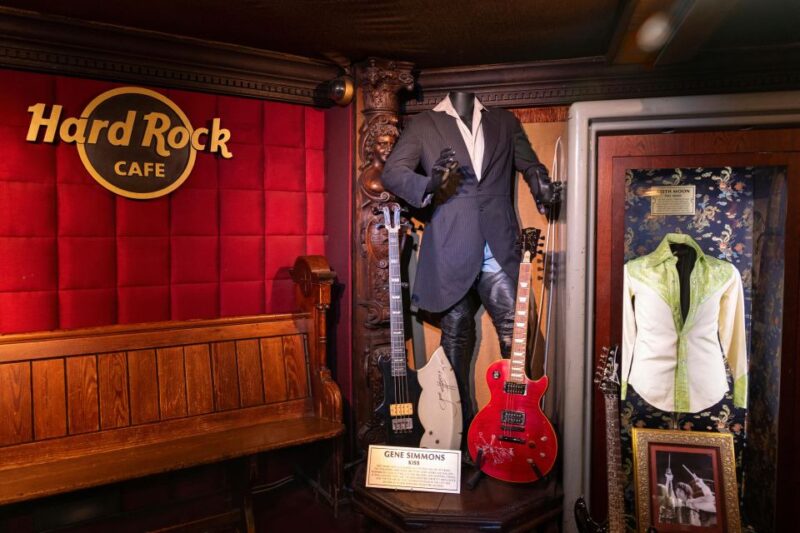 London: Hard Rock Walking Tour With Optional Lunch - Starting and Ending Points