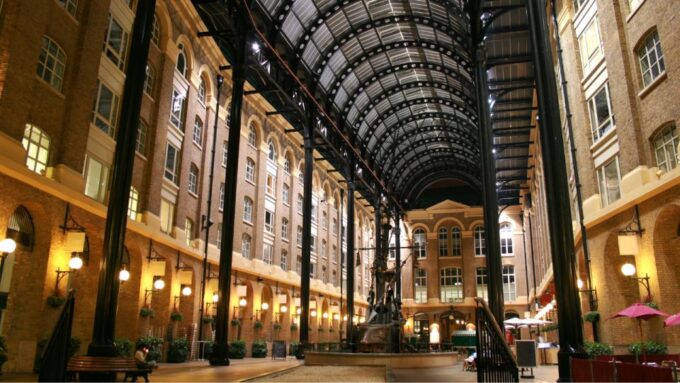 London: Harry Potter Movie Location Tour With an APP - Frequently Asked Questions