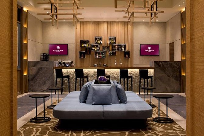 London Heathrow Airport Plaza Premium Lounge - Customer Experiences and Feedback