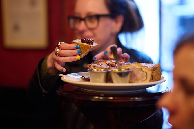 London Historical Pub Tour: Traditional British Food & Ales - Dietary Considerations and Restrictions