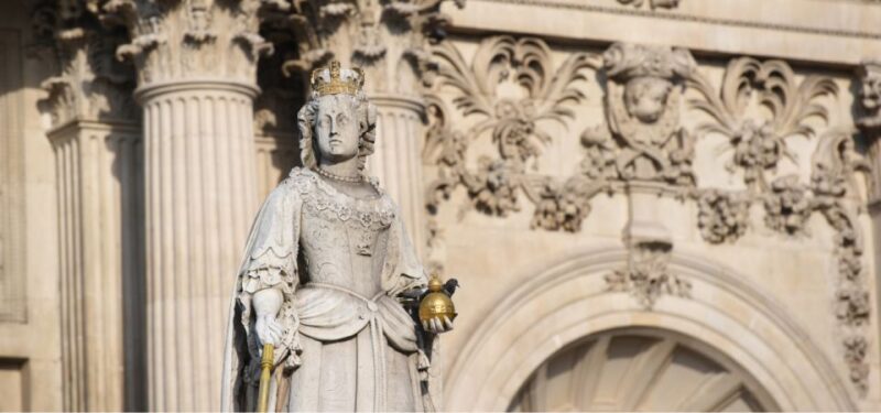 London History City Tour With an APP - River and Bridges