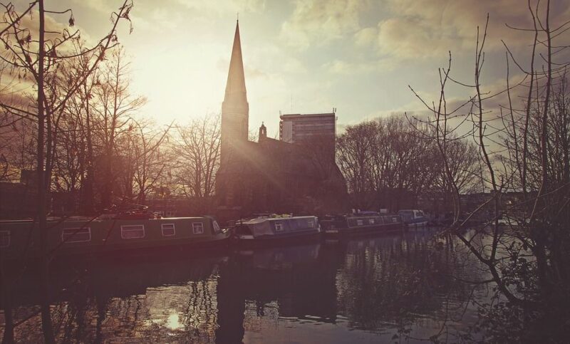 London: Islington'S Wine Sampling Tour With a Local - Key Points