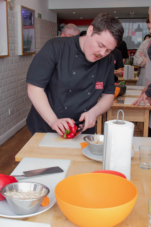 London: Korean Bibimbap Cookery Class With Wine - Skills and Techniques