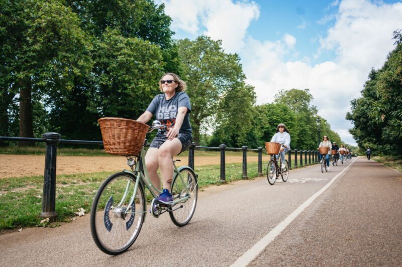 London: Landmarks and Gems Bike Tour - Bicycle Specifications