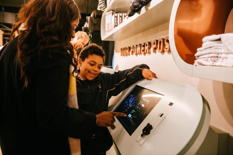 London: Lift 109 Entry Ticket at Battersea Power Station - Navigating the Visitor Guidelines