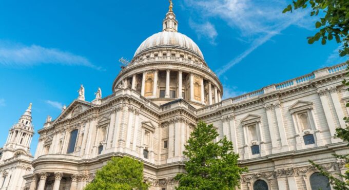 London: London Sightseeing Walking Tour With 30+ Sights - Guided Walking Experience