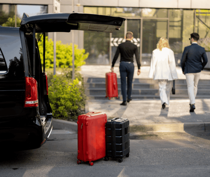 London: Luggage Pick Up, Storage and Drop Off Service - Luggage Storage Rates